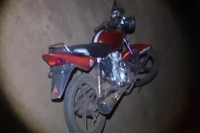 La motocicleta Taiga modelo Eclipse fue encontrada al costado de la ruta PY02 en Minga Guazú.