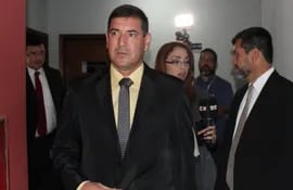 Gral. Jorge Antonio Orué Roa, titular de la Dimabel, compareció ayer ante la fiscala María Luján Estigarribia.