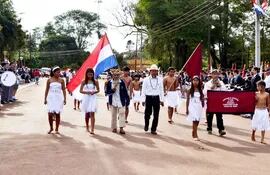 en-diferentes-ciudades-de-nuestro-pais-fueron-adelantados-ayer-los-festejos-por-el-206-aniversario-de-la-independencia-de-paraguay-de-la-corona-211351000000-1584717.jpg