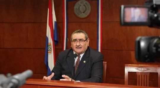El ministro de la Corte Antonio Fretes se encuentra con permiso permanente, el cual solicitó tras ser acusado de presuntas irregularidades.