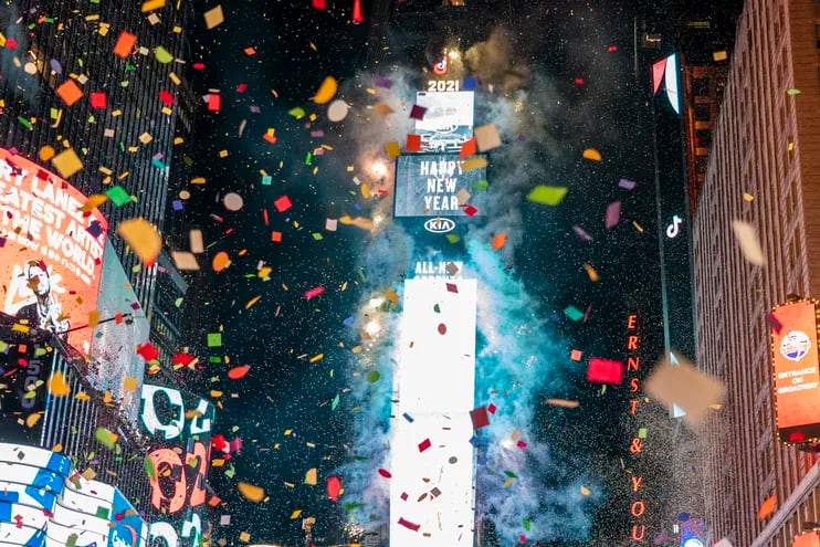 Un Times Square casi vacío en la ciudad de Nueva York el 1 de enero de 2021.