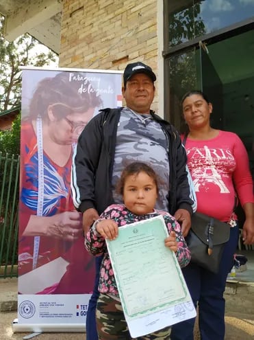 Repatriados: 150  extranjeros hijos de connacionales adquirieron la nacionalidad paraguaya.