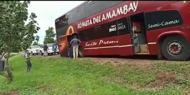 El bus atacado por delincuentes pertenece a la empresa Cometa del Amambay. (Imagen ilustrativa).