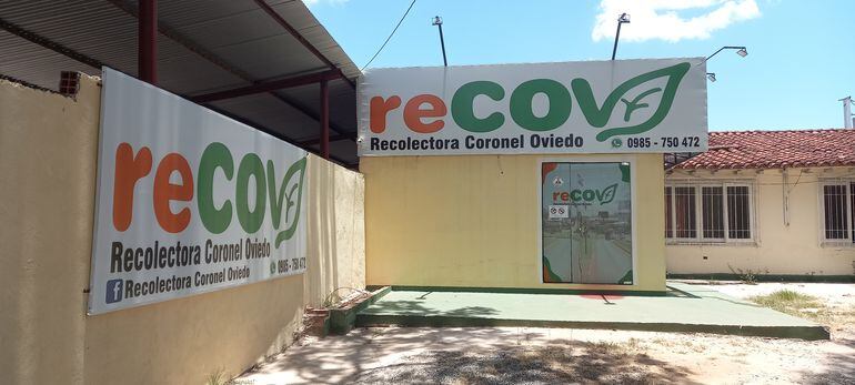 Oficina de la empresa Recolectora de Coronel Oviedo  (RECOV)