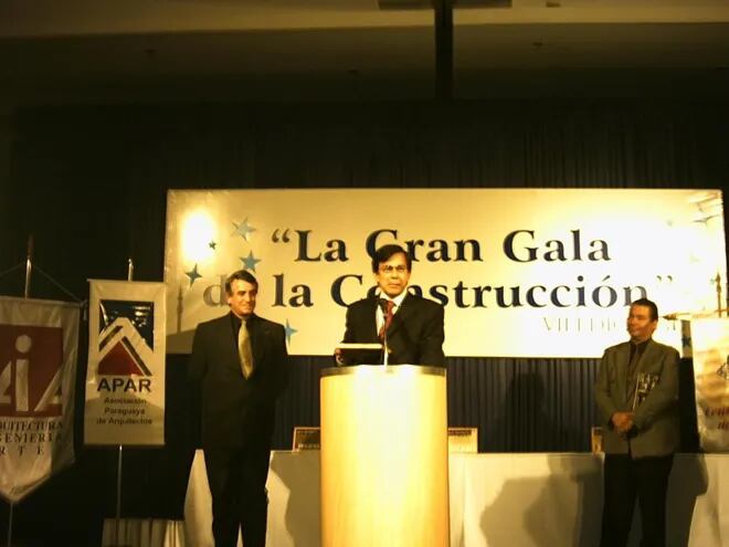 Gran Gala de la Construcción y Top de Marcas de la Construcción, se desarrolla desde hace 26 años. En sus inicios, una premiación al Arq. Víctor González Acosta.