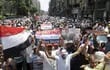 partidarios-del-depuesto-presidente-mohamed-mursi-protestan-contra-el-nuevo-gobierno-efe-214424000000-577332.jpg