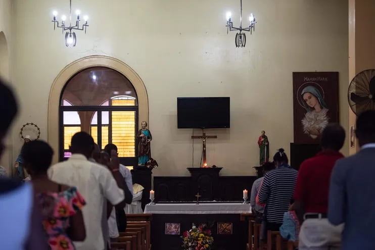 La Iglesia en Haití celebra una jornada de oración para pedir por la liberación de los secuestrados en el país, entre ellos las seis religiosas retenidas de la Congregación de las Hermanas de Sainte-Anne y un conductor desde el pasado viernes.