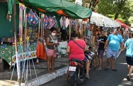 Vendedores de pirotecnia del Mercado 4 fueron reubicados en la Plaza de la Amistad