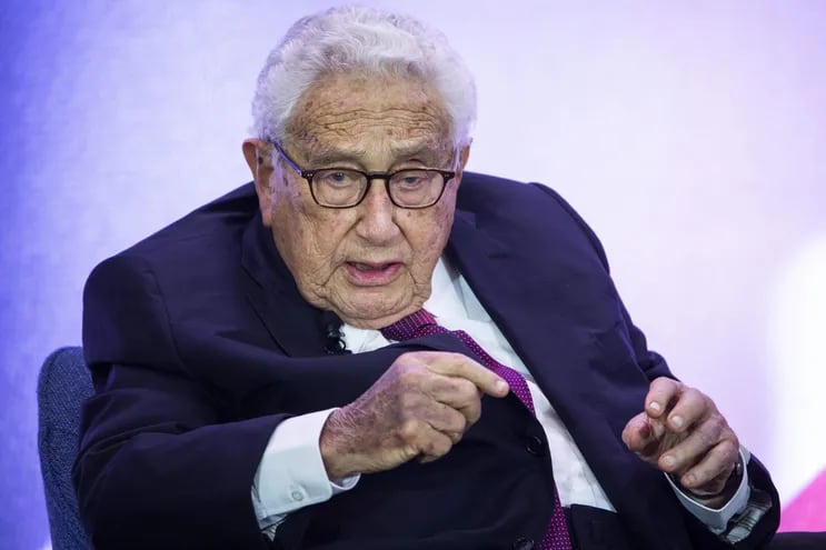 El ex secretario de Estado de los Estados Unidos, Henry Kissinger, figura clave de la diplomacia estadounidense en la era posterior a la Segunda Guerra Mundial, murió a la edad de 100 años.