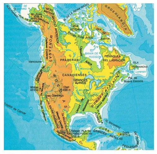 Al observar el mapa orográfico de América, se pueden ver tres unidades estructurales de relieve: las cadenas montañosas occidentales (oeste), los macizos orientales (este), las llanuras sedimentarias (centro).