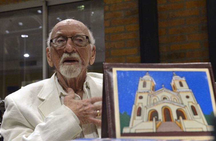 Fallece artista plástico paraguayo Michael Burt - Cultura - ABC Color