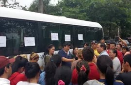 protesta-de-estudiantes-en-villa-florida-180642000000-1394628.jpg