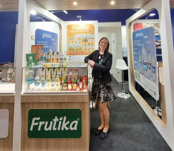 Cristina Kress, CEO del Grupo Kress, en el stand de Frutika que fue montado en la Feria Internacional de Alimentos “Anuga”, que se realiza en Colonia, Alemania.