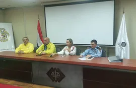 Conferencia de prensa de la Policía Nacional y la Fiscalía.