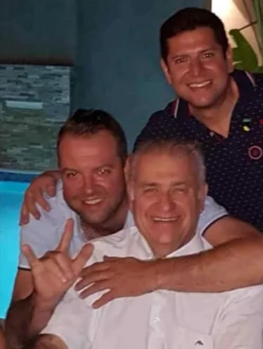 Ramón González D. junto a Carlos Oleñik e Iván Balbuena.