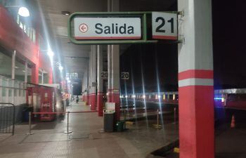 Terminal de Ómnibus de Asunción en la madrugada de este miércoles.