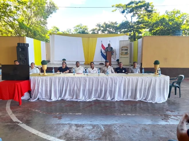 Autoridades municipales durante la audiencia pública de rendición de cuentas del periodo fiscal 2023.