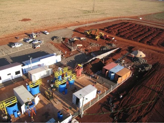 La foto de planta de exploración de titanio en Alto Paraná que UEC publicó en su página web. La compañía asegura que en Paraguay está la reserva más grande del mundo.