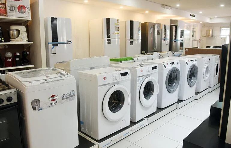 Variedad de electrodomésticos útiles para el hogar, y también la oficina, se encuentran en NGO.