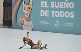 Espectacular cierre de su  presentación en patinaje artístico de Erika Alarcón para ganar el oro.