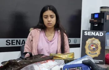 Johana Alicia Muñoz Castro, mexicana, de 20 años detenida.