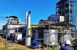 Planta Mauricio José Troche de Petropar. Engineering ahora estaría detrás de la licitación para el montaje y la puesta en marcha de una nueva línea de molienda de caña de azúcar en la planta industrial.