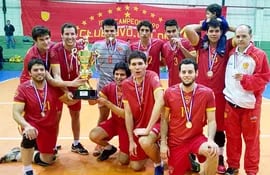equipo-del-deportivo-colon-campeon-del-clausura-y-absoluto-2016-de-la-categoria-reserva-en-masculino-tras-vencer-3-1-a-sport-venezuela-en-partido-ju-212157000000-1528291.jpg