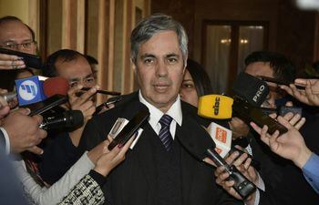Pedro Ferreira, expresidente de la Ande, luego de la reunión de este lunes en el Palacio de López.