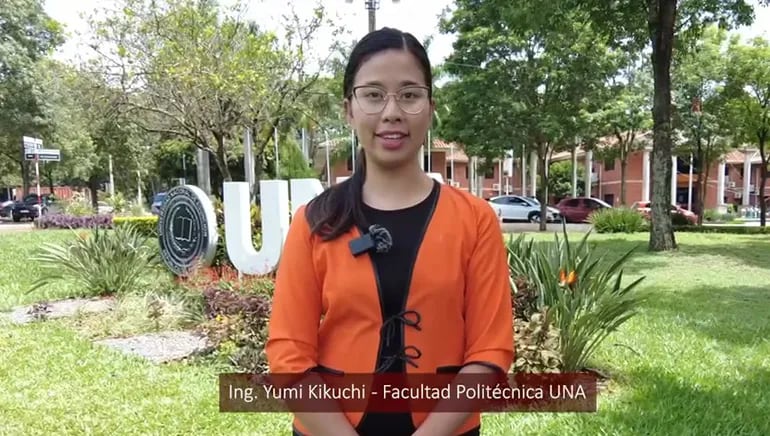 La ingeniera Yumi Kikuchi fue elegida para visitar el local de la NASA en Houston.
