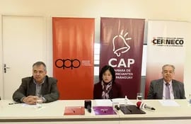Pascual Rubiani, Patricia Toyotoshi y Enrique Bendaña representa a los gremios que se unieron para avanzar en la economía.