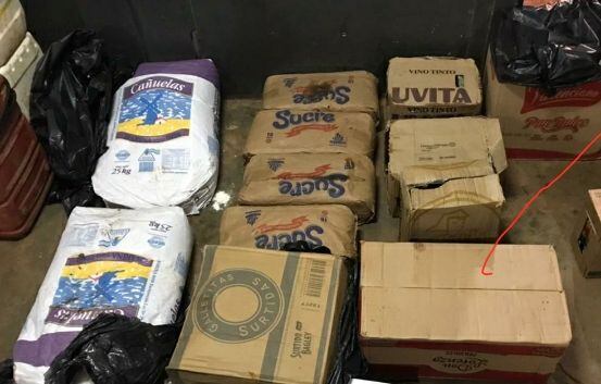 La carga de contrabando incautada por personal de Prefectura en el departamento de Itapúa estaba conformada por aceite comestible, harina, vino, galletitas, entre otros.