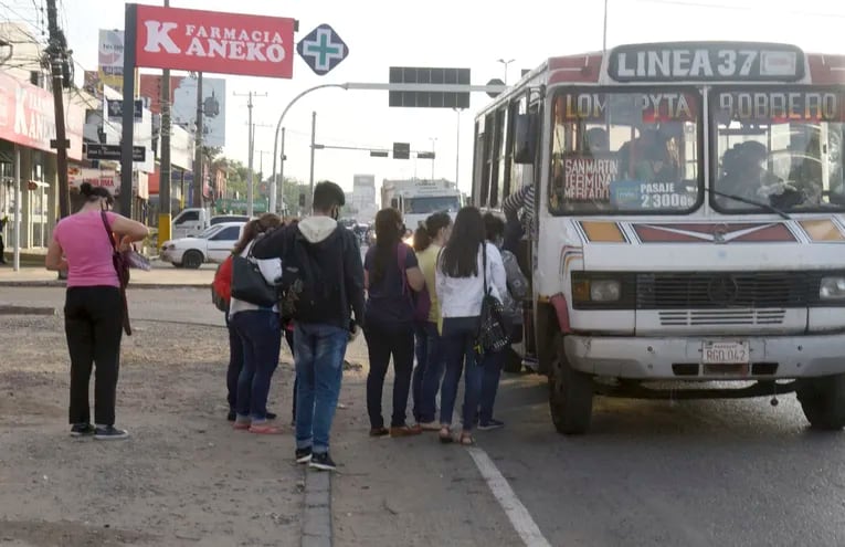 Imagen de la regulada del transporte público sobre la ruta Transchaco, el jueves pasado.