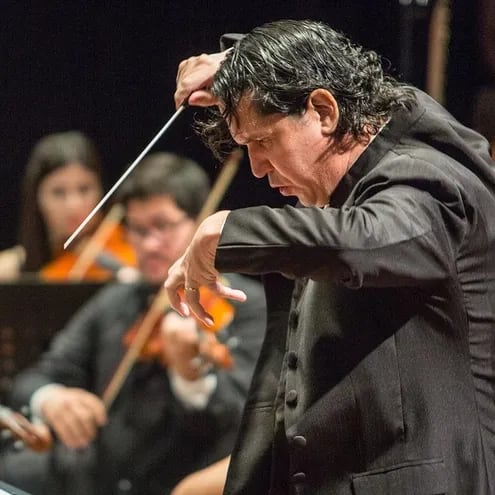 Hoy será el estreno mundial en Italia de la versión original de la obra Karáu jeroky. Una leyenda del Paraguay, del compositor y director de orquesta paraguayo Diego Sánchez Haase.