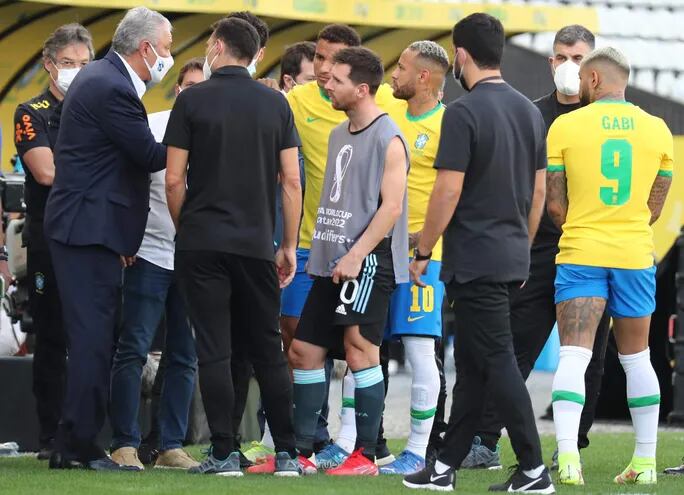 Tite considera justa la suspensión del Brasil - Argentina el domingo.