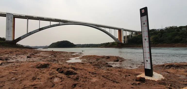 Puente de la Amistad, que une a Brasil y Paraguay.