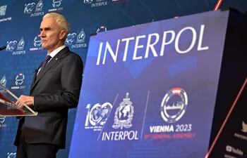 El secretario general de la Interpol Jurgen Stock, durante una conferencia en Viena.  (AFP)