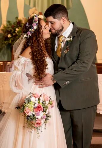 Felices y enamorados se casaron Alejandra María Domaniczky Meza y Alejandro Yamil Bittar Salomón.