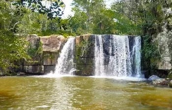 Los cinco salto naturales en Ybycuí