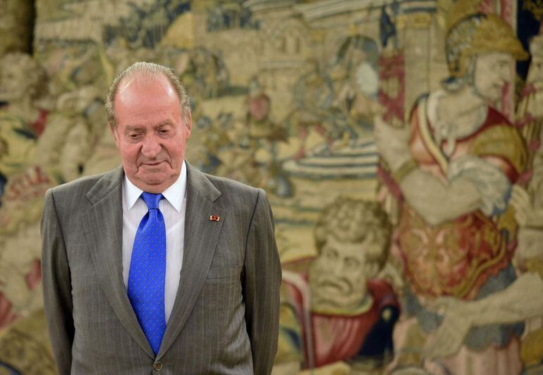 Rey Juan Carlos de España abdicará al trono - Mundo - ABC ...