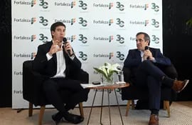 El director ejecutivo de Fortaleza, Francisco Gómez, y el especialista en urbanización, Ricardo Ávalos.