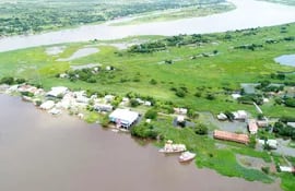 viviendas-inundadas-en-la-comunidad-de-isla-margarita-desde-hace-semanas-a-consecuencia-de-la-crecida-del-rio-paraguay-en-bahia-negra-tambien-afecta-205626000000-1728122.jpg