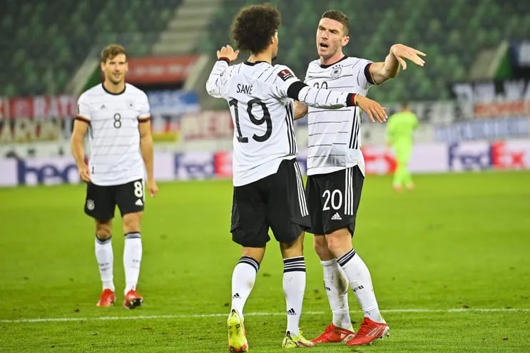 Alemania gana sin convencer en el debut de Hansi Flick como técnico.