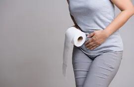 Una de las causas de la diarrea y vómitos puede ser la ingestión de algunos alimentos cocidos, principalmente el arroz.