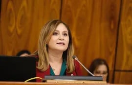 María Lorena Segovia foto prensa senado