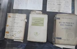 La colección de libros que perteneció a Augusto Roa Bastos y fue recuperada en Argentina será exhibida en la Libroferia Encarnación.