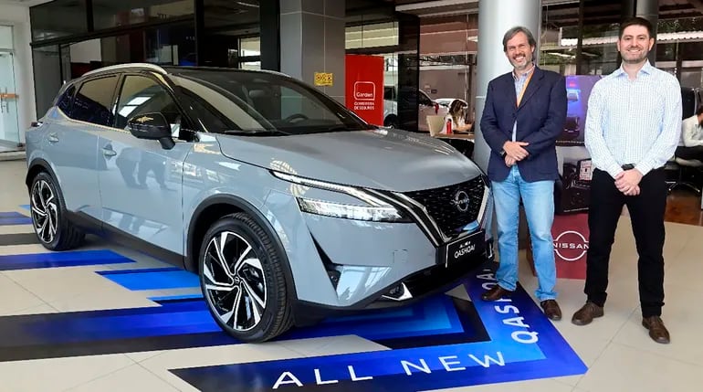 José Carlos Facetti, gerente comercial Nissan; y Álvaro Achar, brand manager Nissan, dieron a conocer las bondades del All New Nissan Qashqai.