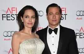 Angelina Jolie y Brad Pitt durante el estreno del filme "Frente al mar" durante el AFI Fest, el 5 de noviembre de 2015.