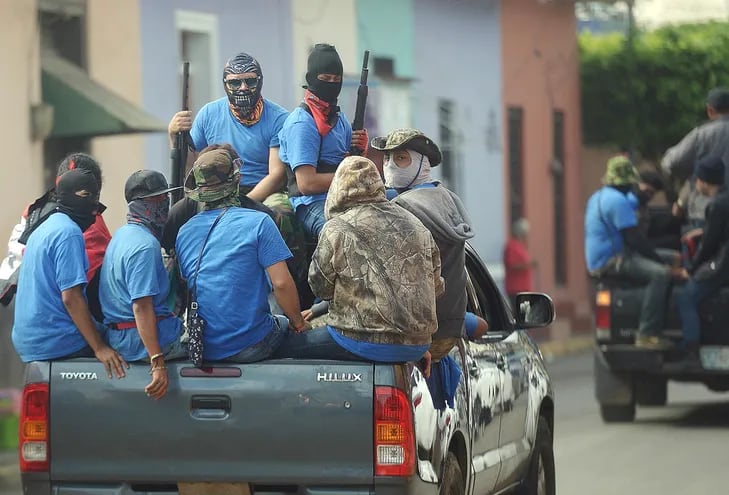 El régimen filocomunista de Daniel Ortega arma grupos paramilitares para utilizarlos contra el pueblo.