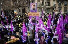Manifestaciones en París para exigir justicia por los kurdos asesinados.