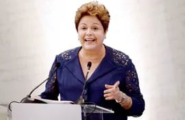 la-presidenta-brasilena-dilma-rousseff-insto-a-tratar-con-prioridad-la-propuesta-enviada-a-la-onu-por-brasil-y-alemania-sobre-el-respeto-a-la-privaci-202354000000-622551.jpg